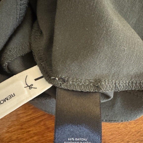 Ann Taylor Size 16 Solid Green Knee-Length Pull-On Pencil Skirt - EUC - Picture 4 of 4